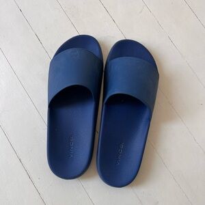 Vince Slides